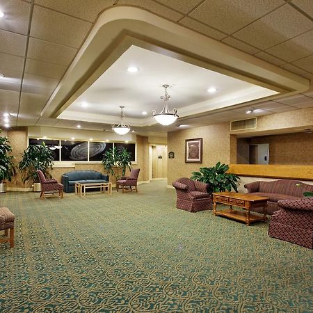 Holiday Inn Express Hotel & Suites Huntsville University Drive المظهر الداخلي الصورة